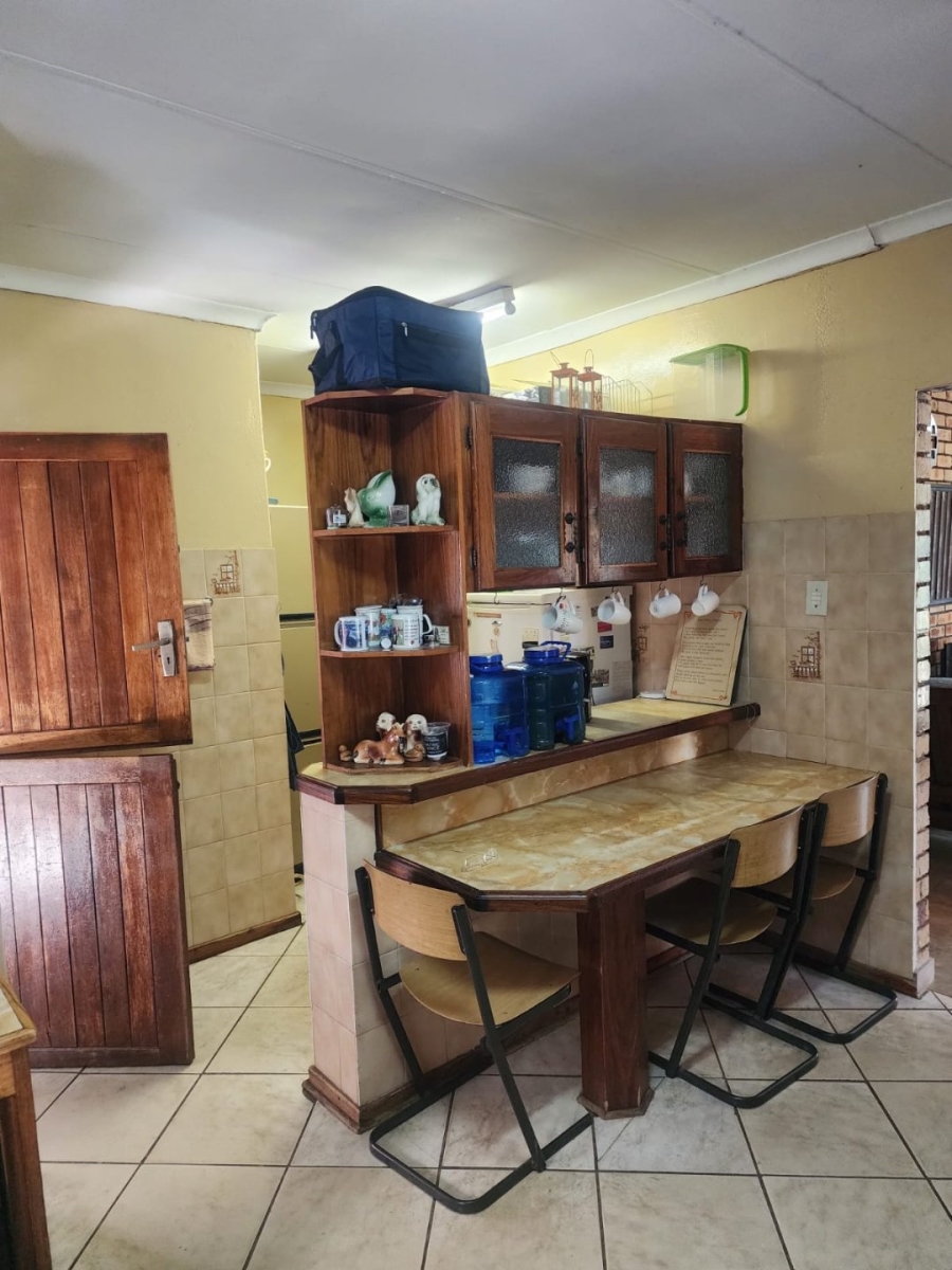 4 Bedroom Property for Sale in Alabama North West